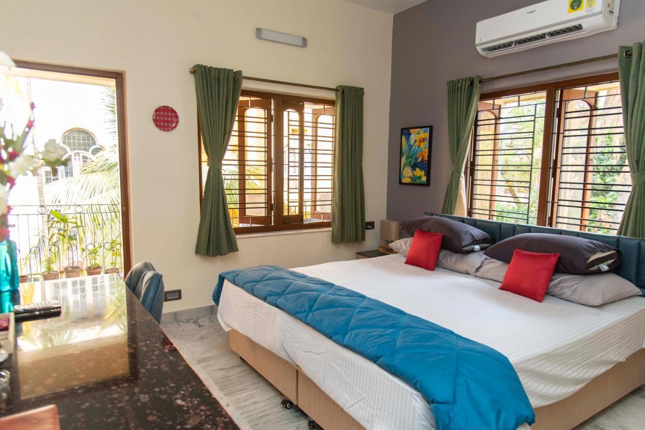 J'S Nest Hotel Calcutta Buitenkant foto