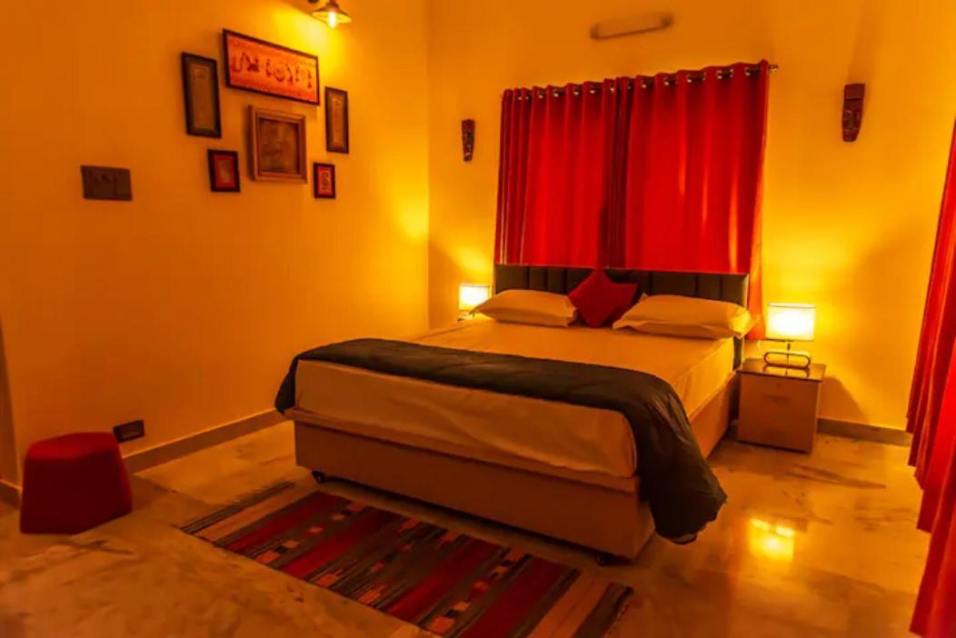 J'S Nest Hotel Calcutta Buitenkant foto