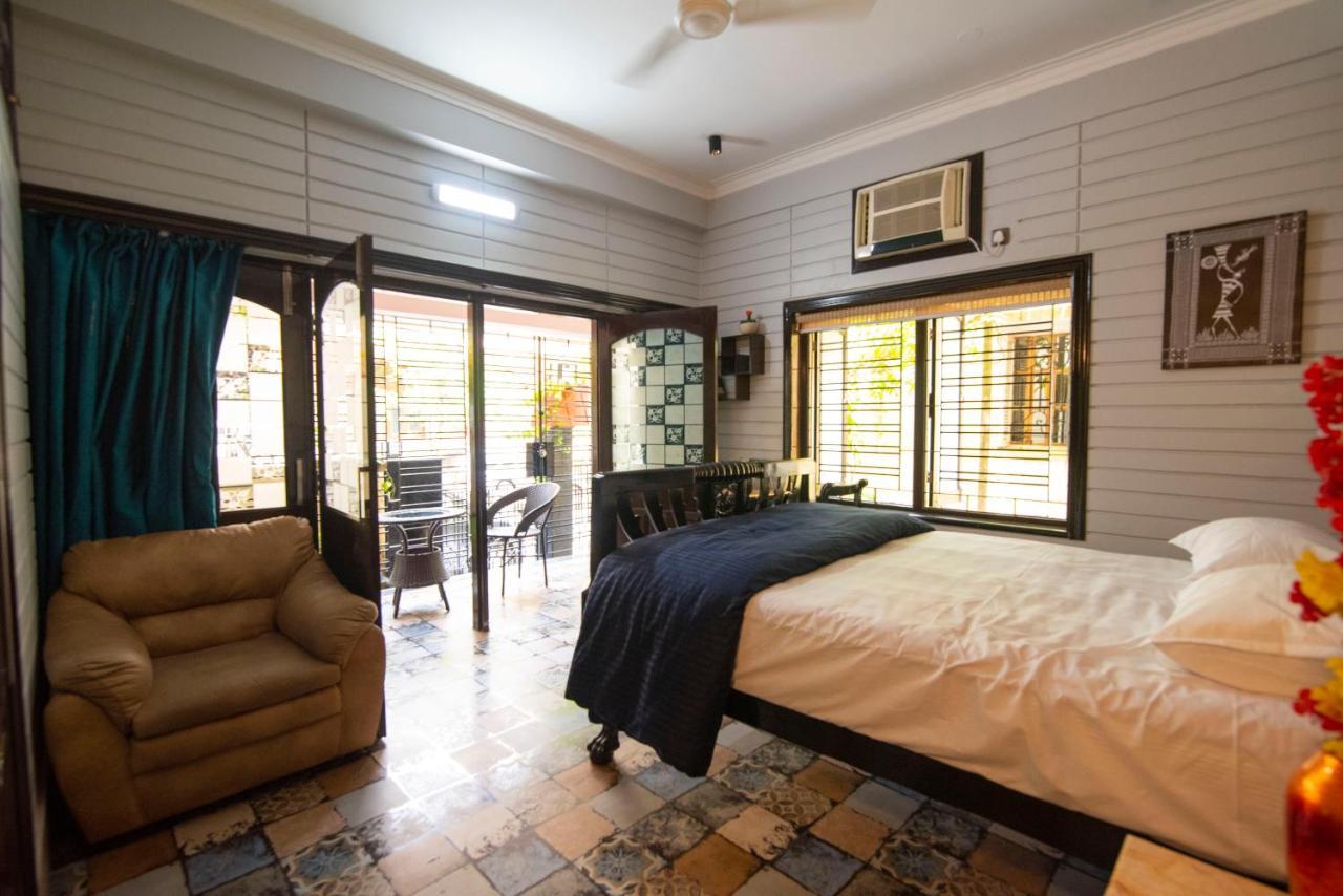 J'S Nest Hotel Calcutta Buitenkant foto